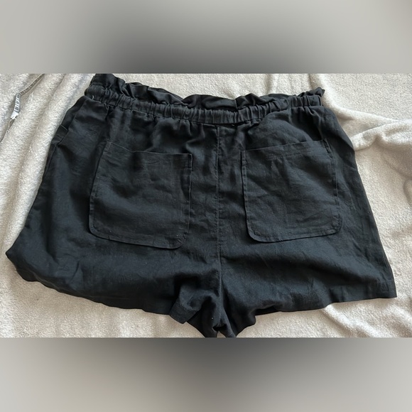 Universal Thread Linen Shorts​​ - Picture 2 of 3